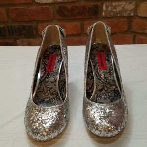 London Rebel Silver Shoes Size 8.5